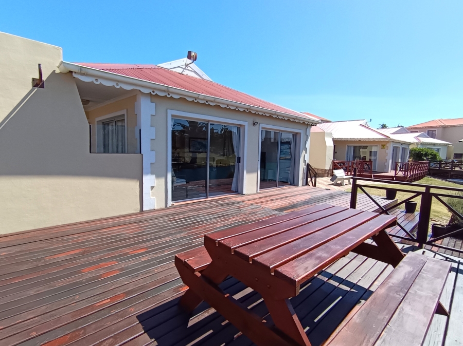 3 Bedroom Property for Sale in Marina Martinique Eastern Cape